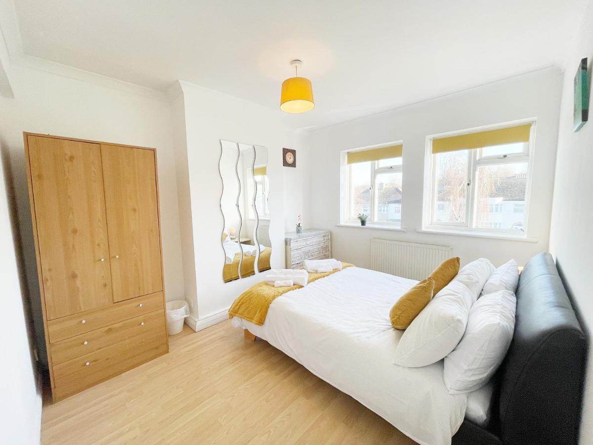3 Bed Duplex Flat, Free Wifi & Netflix, Ideal For Contractors Διαμέρισμα Γκρέιβσεντ Εξωτερικό φωτογραφία